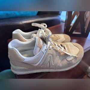 New Balance 574 Women’s sneaker size 7
